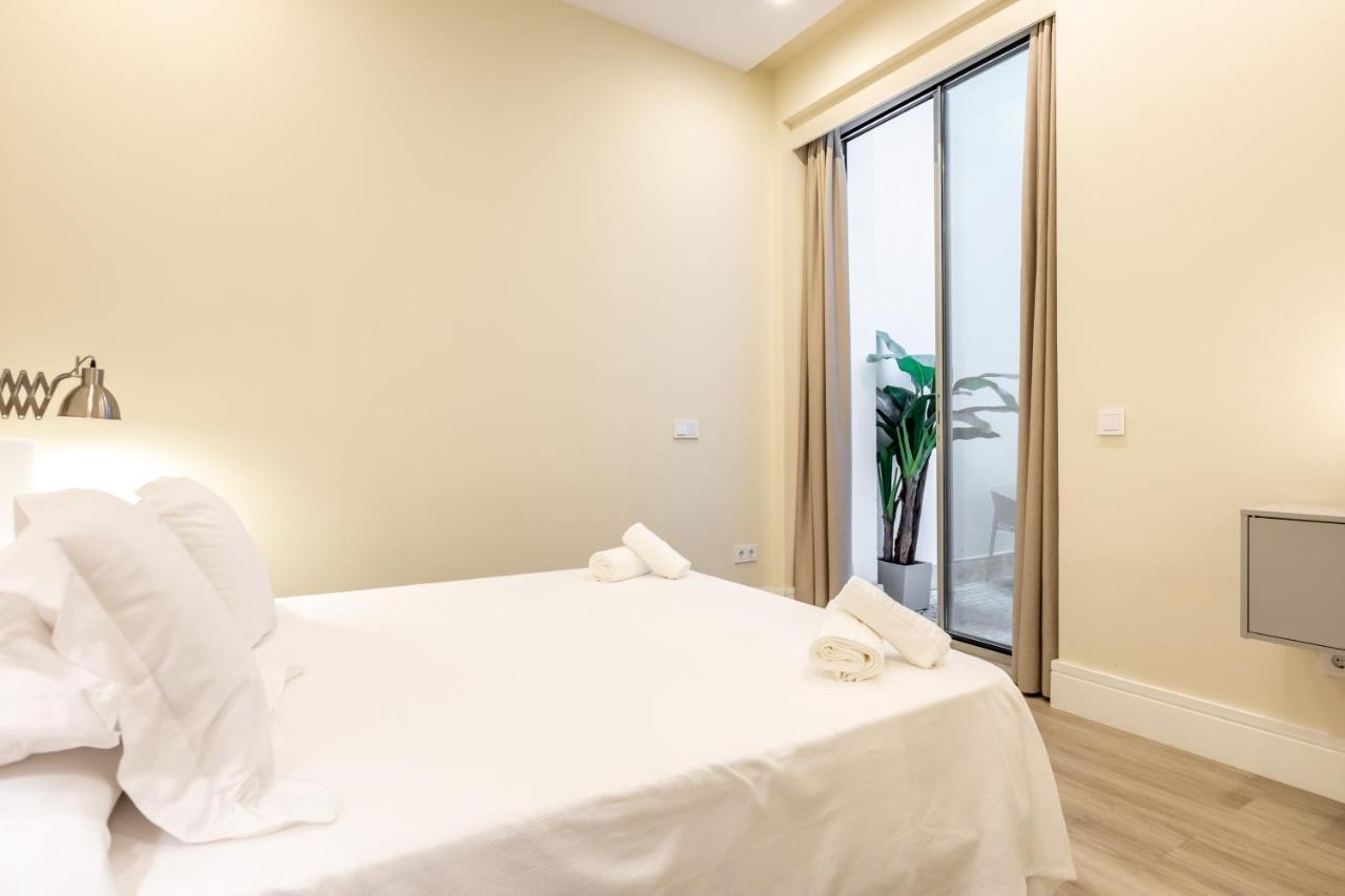 Kayser Premium Suites Sevilla Buitenkant foto